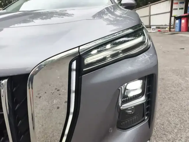 Hongqi H5 PHEV — Фото автомобиля 23