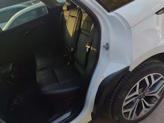 Land Rover Range Rover Evoque — Фото автомобиля 13