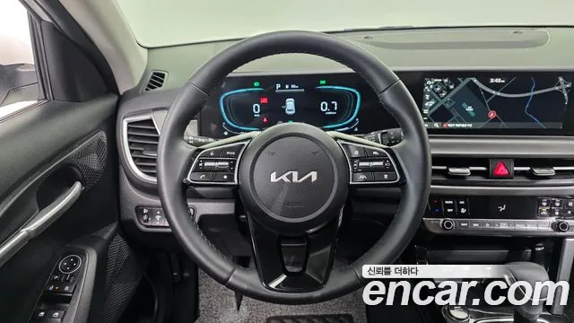 Kia Seltos Бензин 1.6 турбо 2WD — Фото автомобиля 14