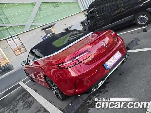 Mercedes-Benz E-Class — Фото автомобиля 6