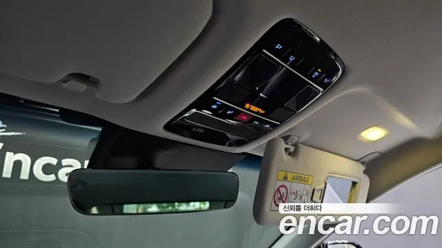 Hyundai Grandeur Grandeur (GN7) 2.5 Бензин 2WD — Фото автомобиля 18