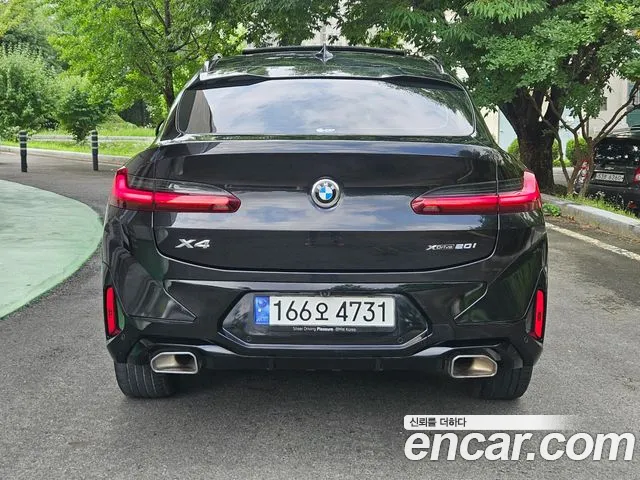 BMW X4 xDrive20i Individual — Фото автомобиля 4