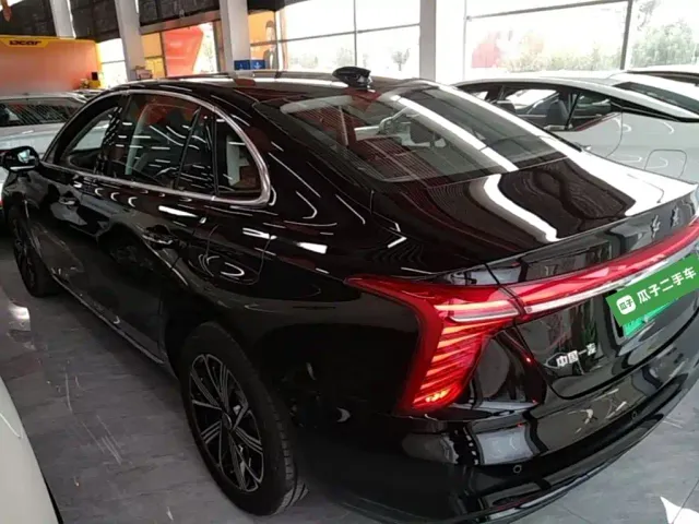 Hongqi H5 PHEV — Фото автомобиля 4