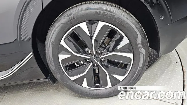 Kia EV6 — Фото автомобиля 21