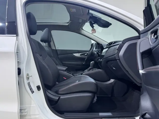 Nissan Qashqai — Фото автомобиля 12