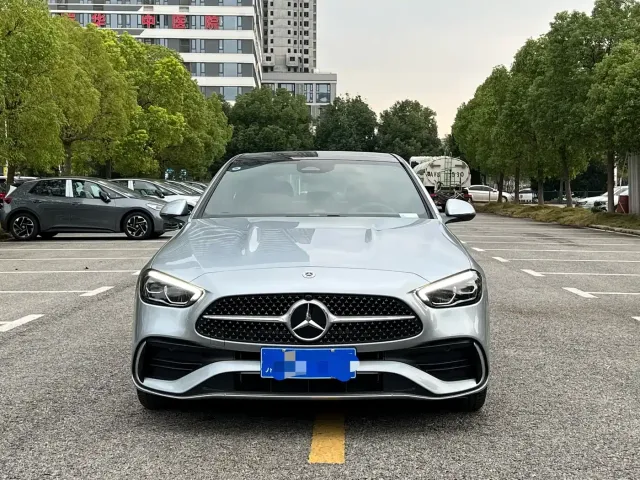 Mercedes-Benz C-Class — Фото автомобиля 2
