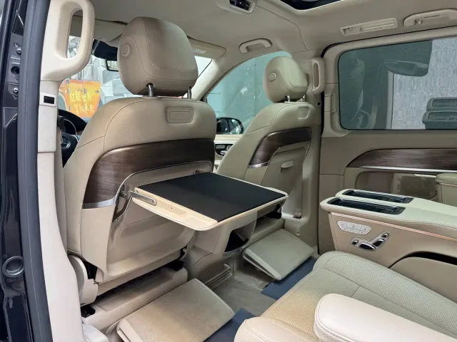 Mercedes-Benz V-Class — Фото автомобиля 14