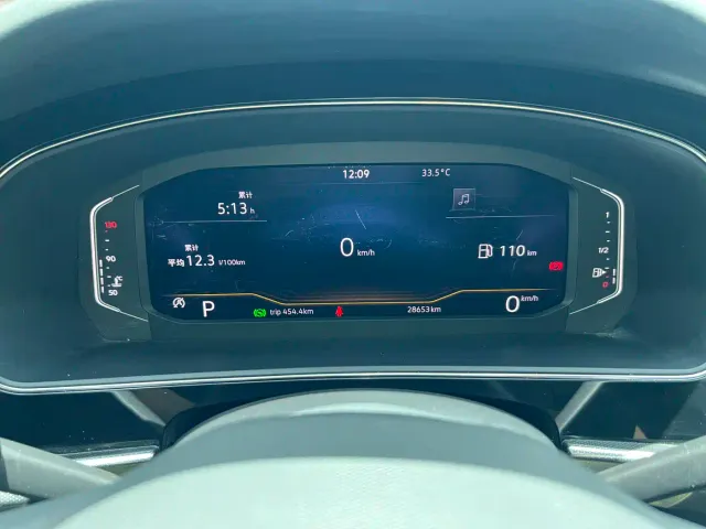 Volkswagen Passat — Фото автомобиля 9