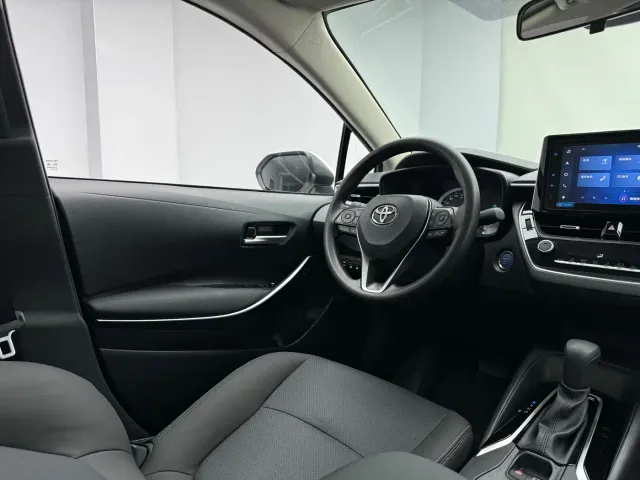 Toyota Corolla — Фото автомобиля 10