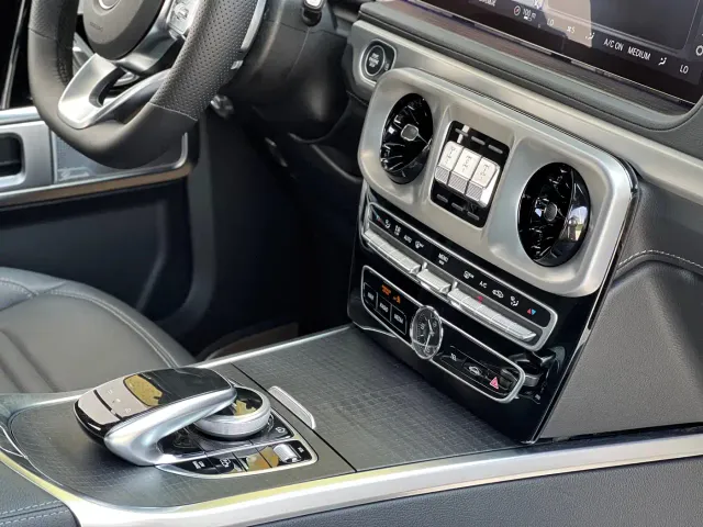 Mercedes-Benz G-Class — Фото автомобиля 13