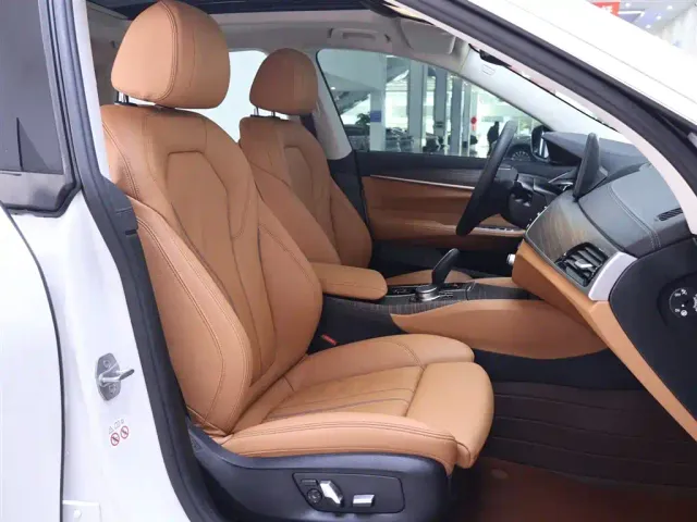 BMW 6 Series Gran Turismo — Фото автомобиля 20