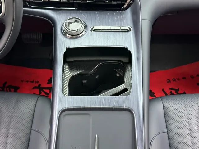 Geely Galaxy E5 — Фото автомобиля 24