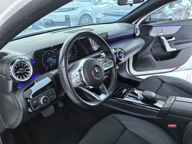 Mercedes-Benz A-Class — Фото автомобиля 6