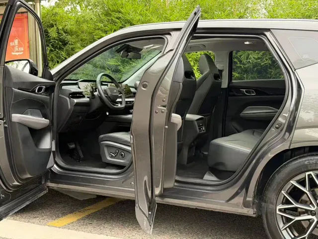 Changan Z6 — Фото автомобиля 10