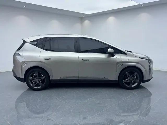 GAC Aion Y — Фото автомобиля 9