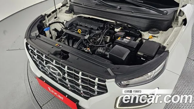 Hyundai Venue — Фото автомобиля 6