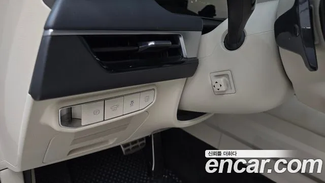 Kia K8 (New) Hybrid — Фото автомобиля 28
