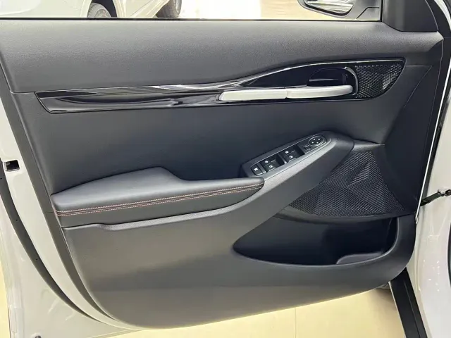 Kia Seltos — Фото автомобиля 15