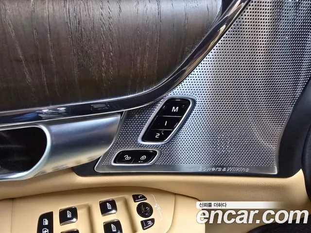 Volvo S90 — Фото автомобиля 14