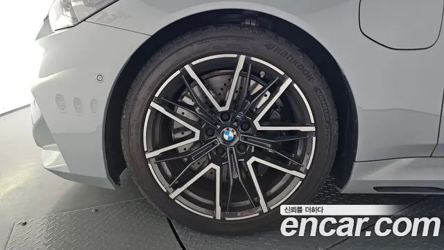 BMW M5 — Фото автомобиля 4