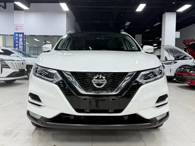 Nissan Qashqai — Фото автомобиля 3