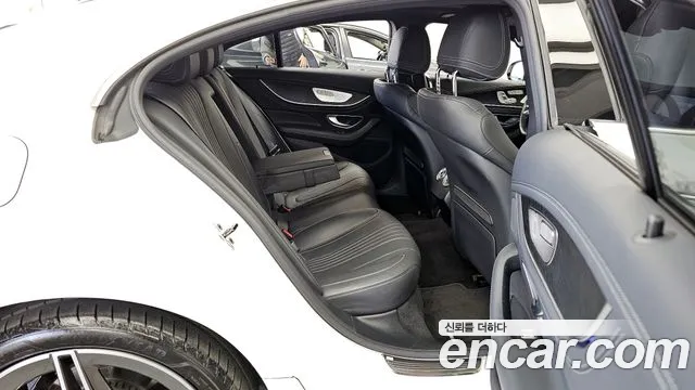 Mercedes-Benz CLS-Class — Фото автомобиля 12