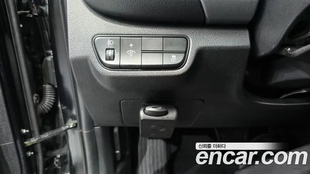 Kia Seltos New — Фото автомобиля 25