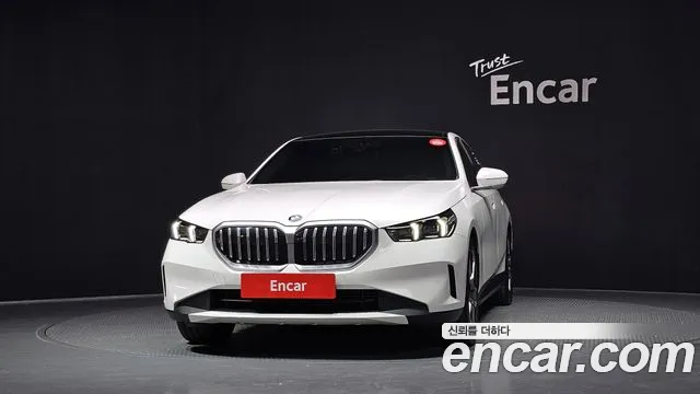 BMW 5-Series — Фото автомобиля 3