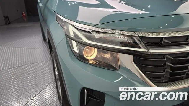 Kia Seltos Новый Seltos Бензин 2.0 2WD — Фото автомобиля 20