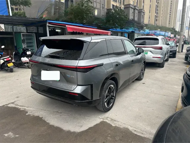 Toyota BoZhi 3X — Фото автомобиля 7