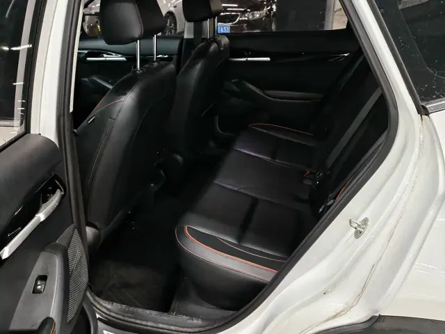 Kia Seltos — Фото автомобиля 6