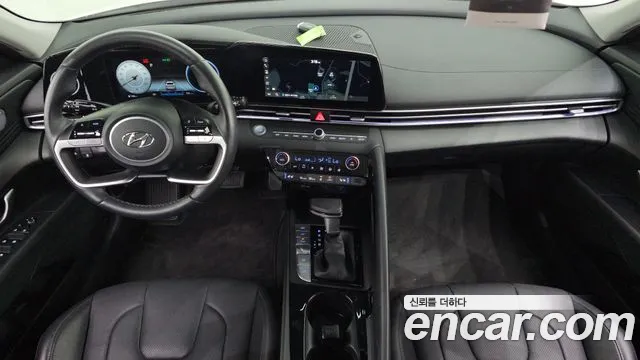 Hyundai Avante — Фото автомобиля 10