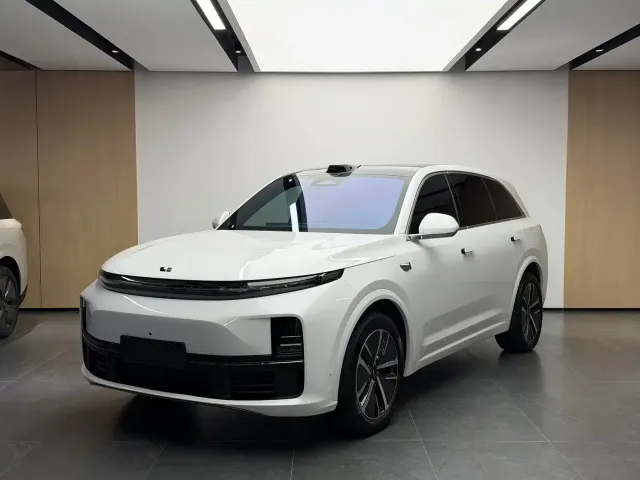 Фотография автомобиля — Li Auto L7