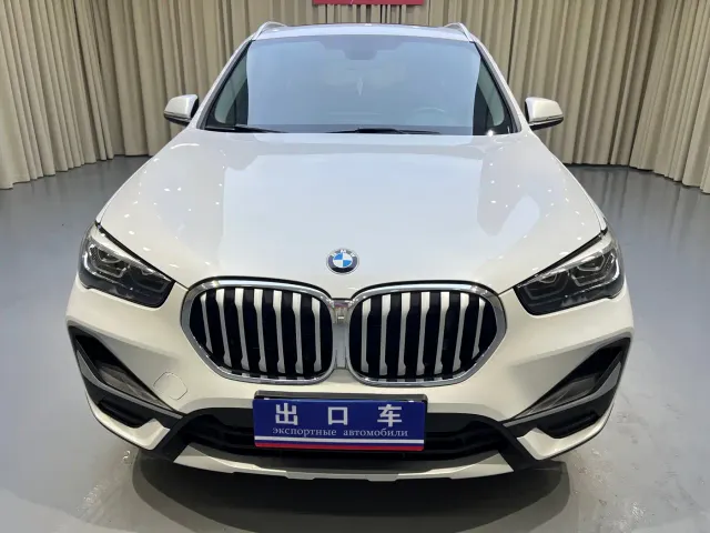 BMW X1 — Фото автомобиля 2