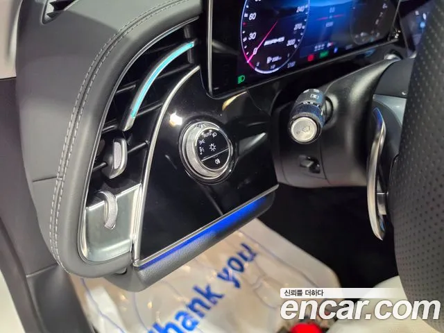 Mercedes-Benz E-Class — Фото автомобиля 18