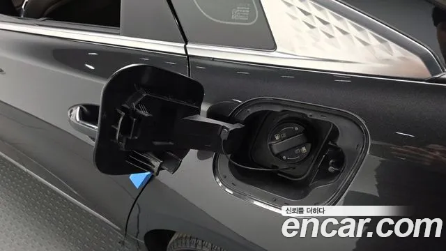 Kia K8 Hybrid — Фото автомобиля 28