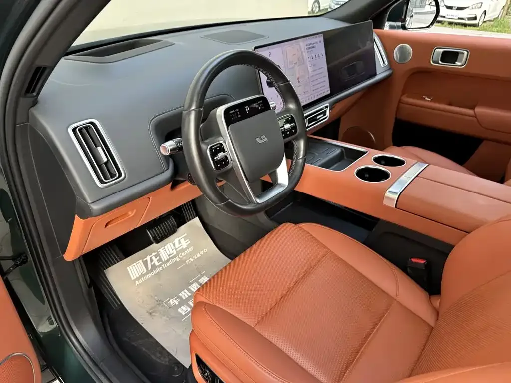 Li Auto Li L8 2024 Pro — Фото автомобиля 8
