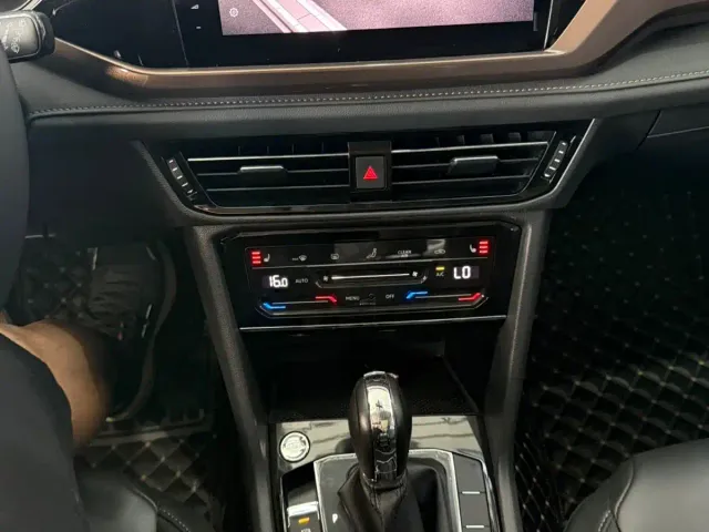 Volkswagen Tharu — Фото автомобиля 13