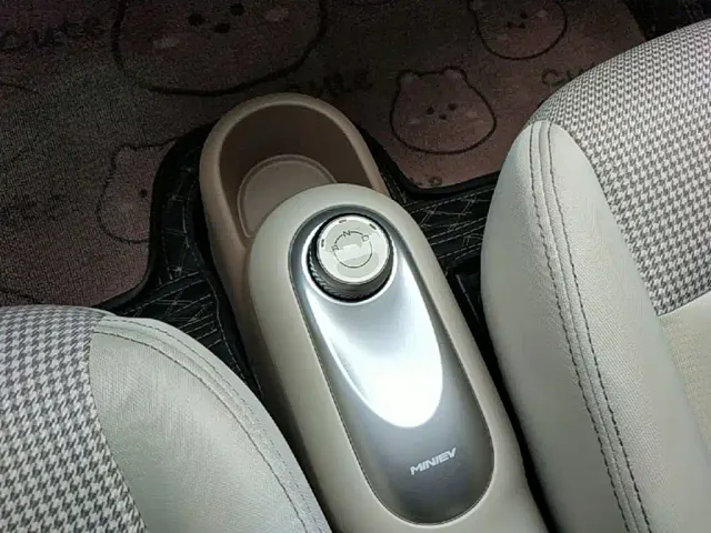Wuling Hongguang Mini EV — Фото автомобиля 13