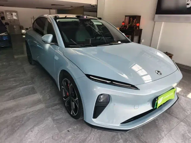 Nio ET5 — Фото автомобиля 3