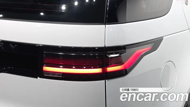 Land Rover Discovery — Фото автомобиля 23