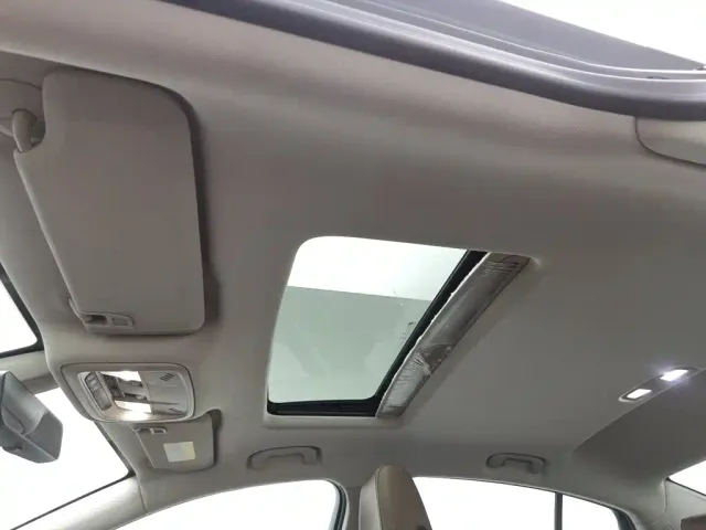 Buick Regal — Фото автомобиля 14