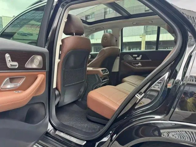 Mercedes-Benz GLE-Class — Фото автомобиля 12