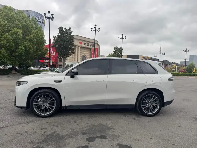 Leapmotor Leapmotor C10 2024 530 Comfort Edition — Фото автомобиля 4