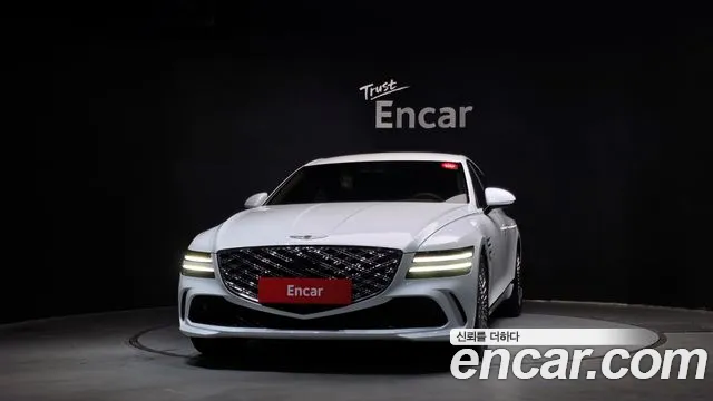 Genesis G80 Бензин 2.5 турбо AWD — Фото автомобиля 3