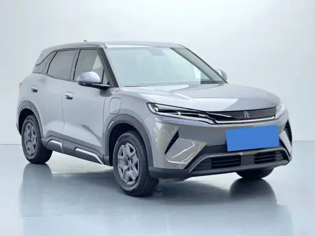 BYD Yuan UP — Фото автомобиля 3