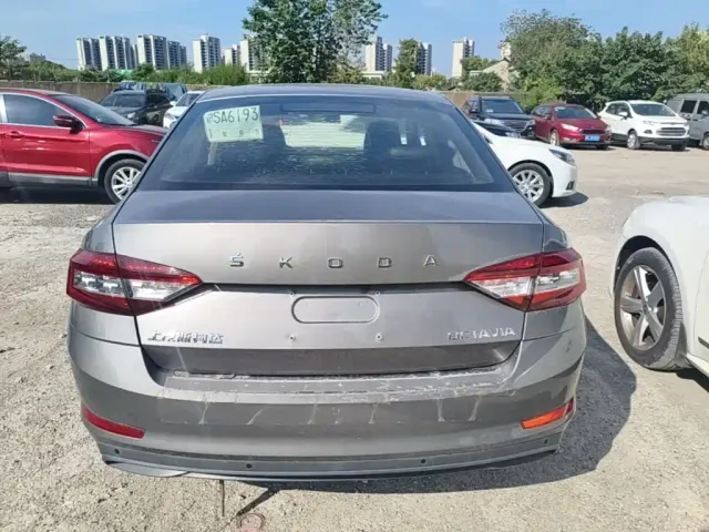Skoda Octavia — Фото автомобиля 5