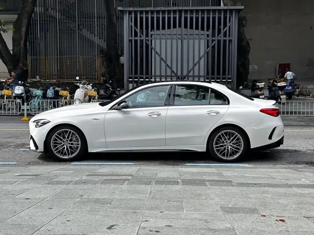 Mercedes-Benz C-Class AMG — Фото автомобиля 3