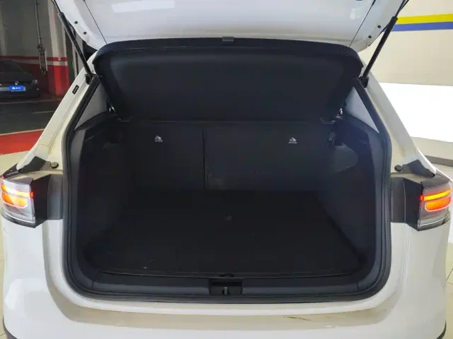 Volkswagen Tharu — Фото автомобиля 4