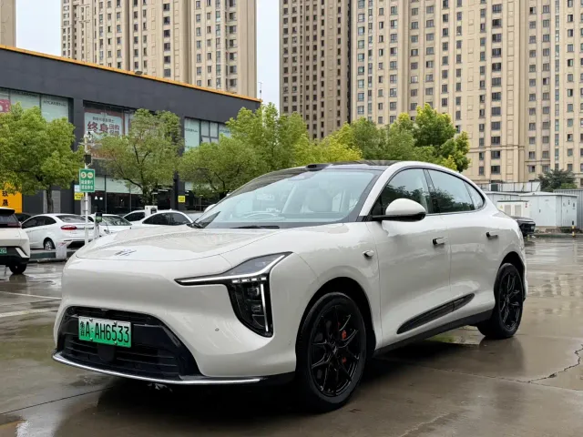 Фотография автомобиля — IM Motors LS6